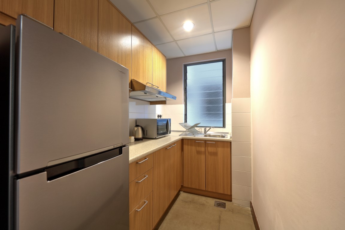 Standard-Twin-Kitchenette-Medium