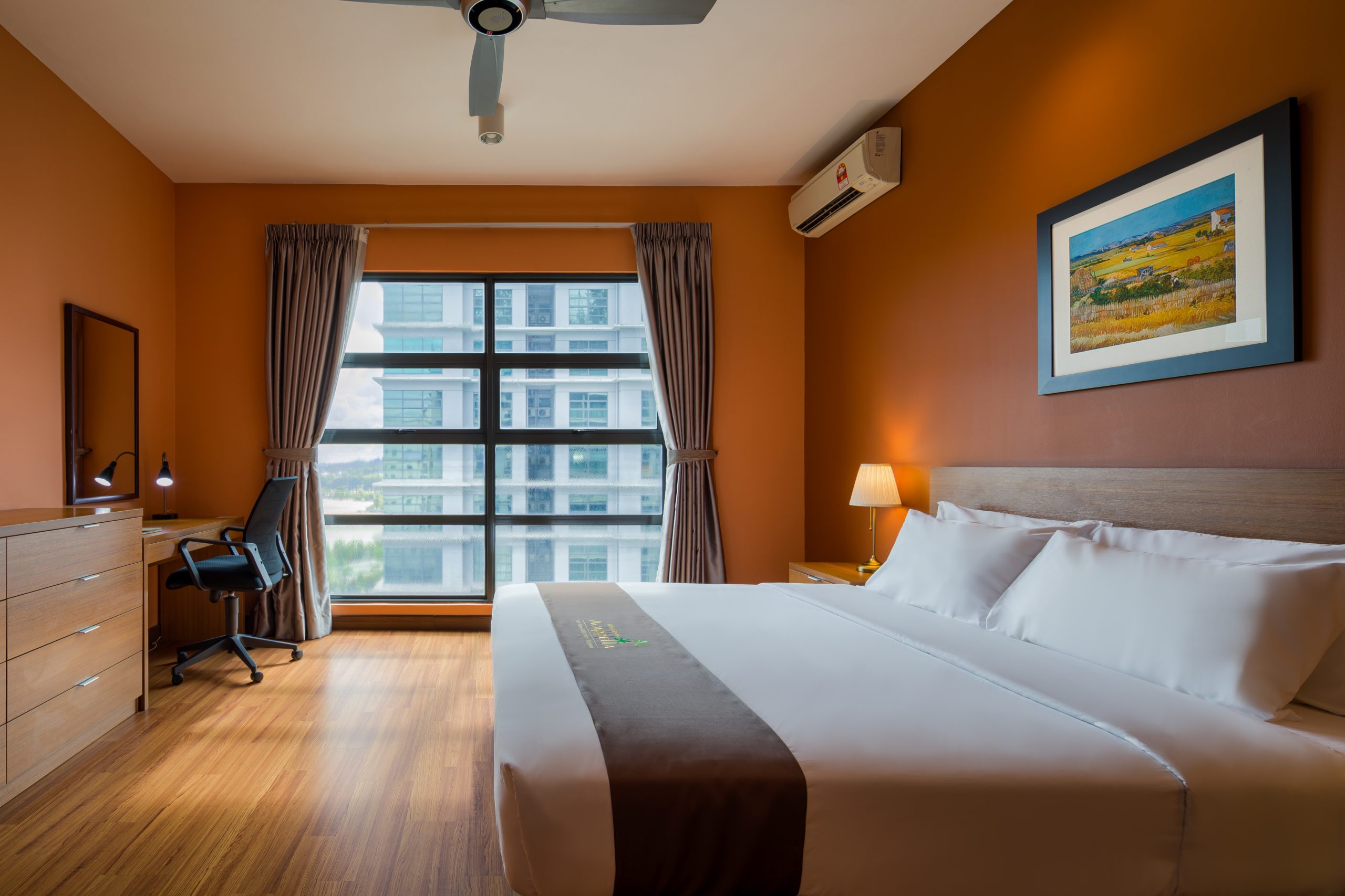 Acappella Suite Hotel in Shah Alam combines contemporary design, spacious suites and lifestyle amenities for business and leisure travellers. This visual documentation captures its architecture, interior flow and atmosphere, showcasing the hotel’s comfort, function and guest-oriented experience.