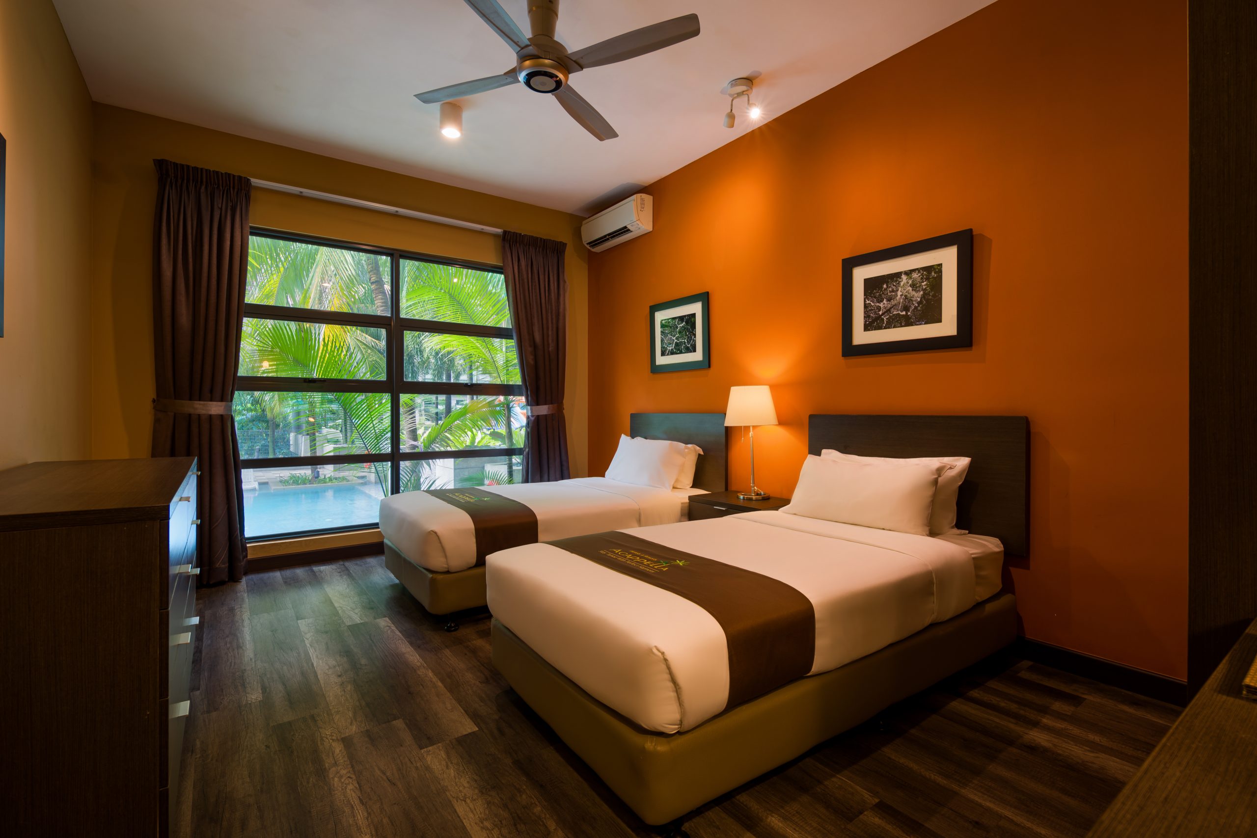 Acappella Suite Hotel in Shah Alam combines contemporary design, spacious suites and lifestyle amenities for business and leisure travellers. This visual documentation captures its architecture, interior flow and atmosphere, showcasing the hotel’s comfort, function and guest-oriented experience.