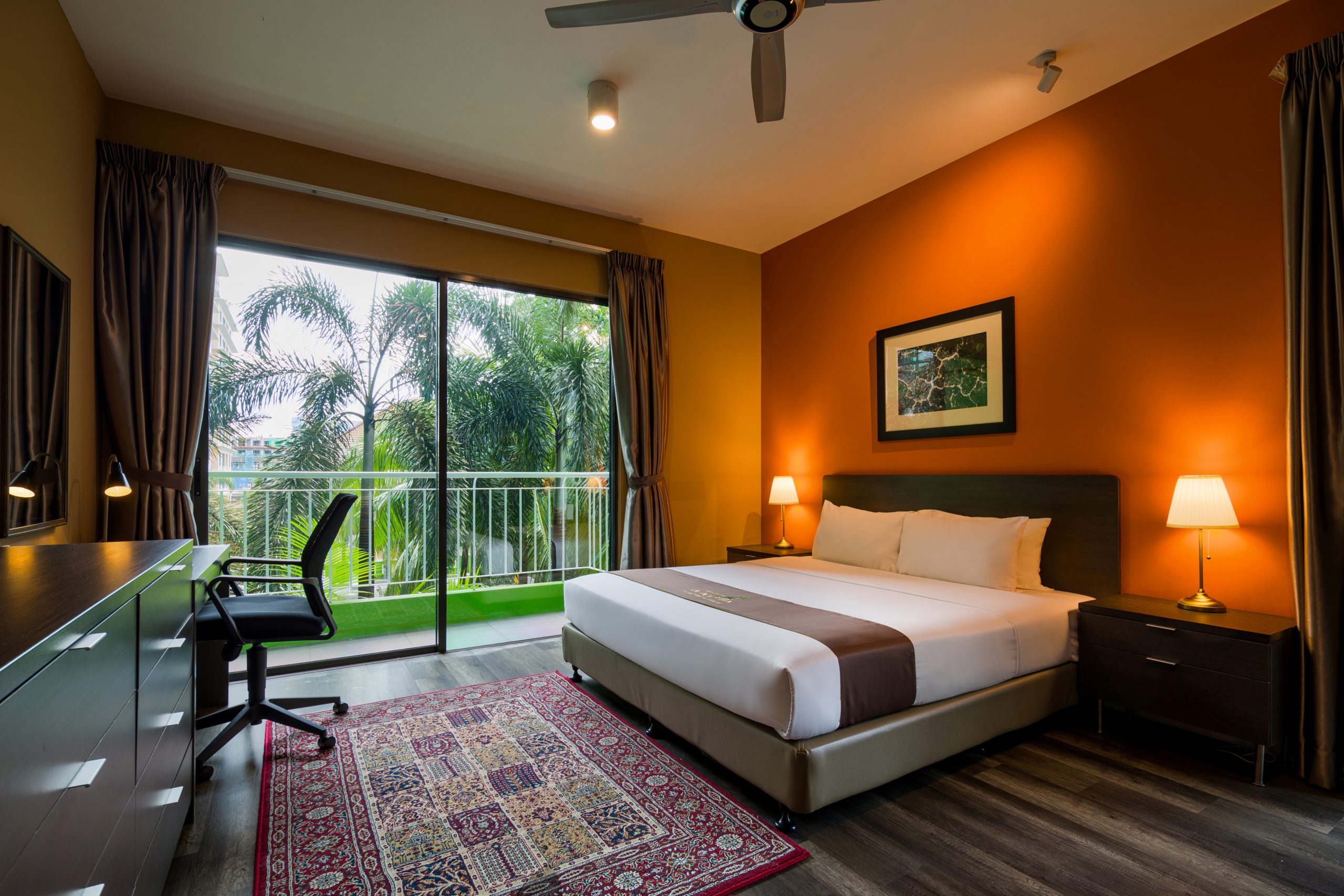 Acappella Suite Hotel 614 028