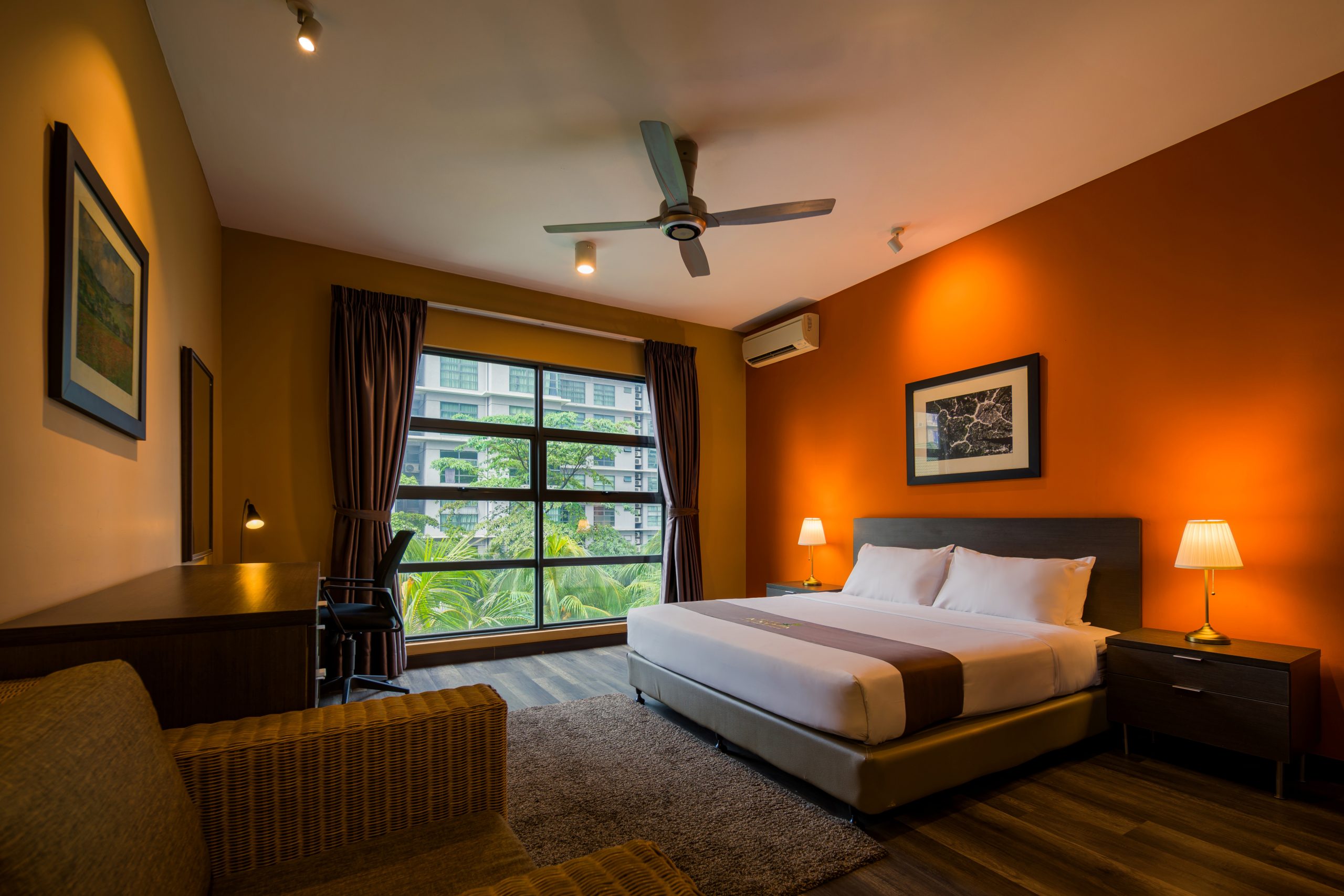 Acappella Suite Hotel 709 040